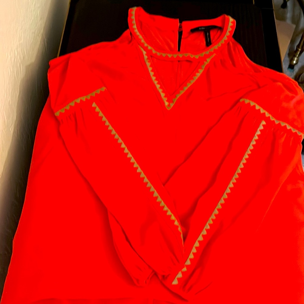 BCBG cold shoulder blouse orange w Aztec accents sz 6